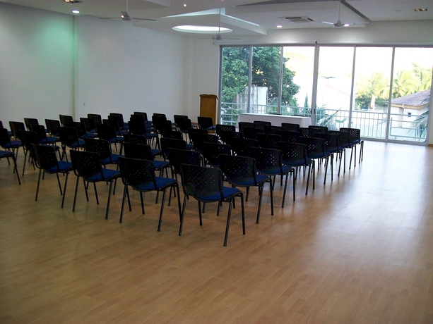 Imagen de los interiores del Hotel Santorini and Resort. Foto 12