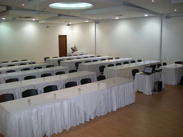 Imagen de los interiores del Hotel Santorini and Resort. Foto 13