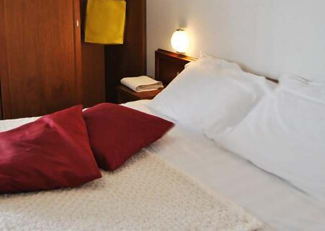 Imagen de la habitación del Hotel Santorotto. Foto 10