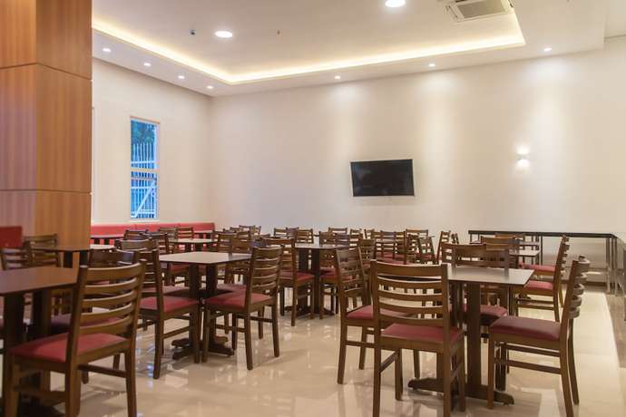 Imagen del bar/restaurante del Hotel Santos Dumont Aeroporto SLZ. Foto 4