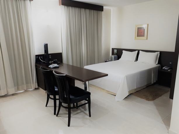 Imagen de la habitación del Hotel Santos Dumont. Foto 10