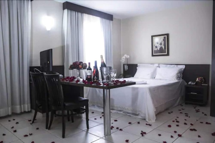Imagen de la habitación del Hotel Santos Dumont. Foto 17