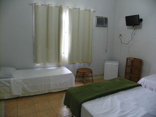 Imagen de la habitación del Hotel Santos, Santos. Foto 7