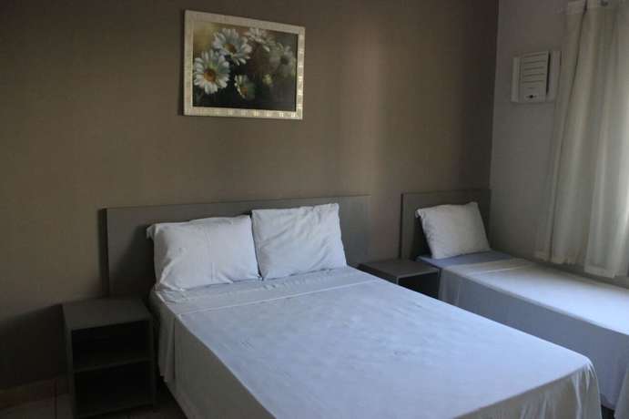 Imagen de la habitación del Hotel Santos, Santos. Foto 9