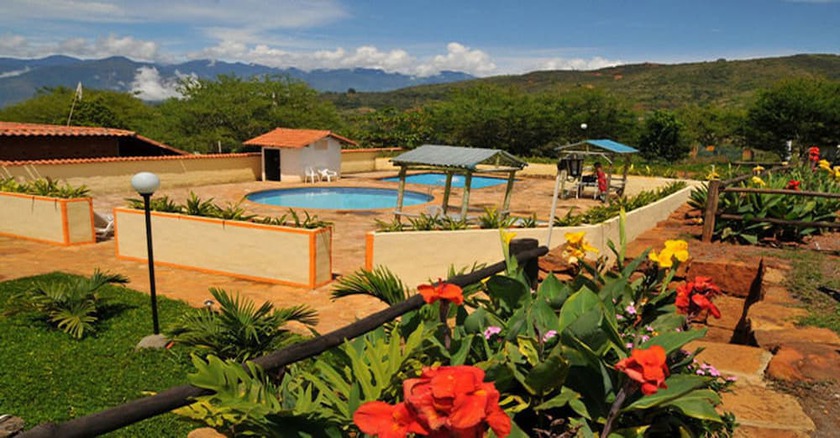 Imagen de la piscina del Hotel Santos de Piedra Barichara. Foto 20