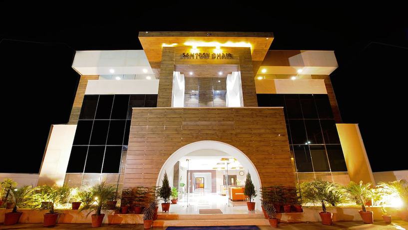 Imagen general del Hotel Santosh Dham. Foto 2