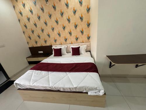 Imagen general del Hotel Santosh Palace. Foto 3