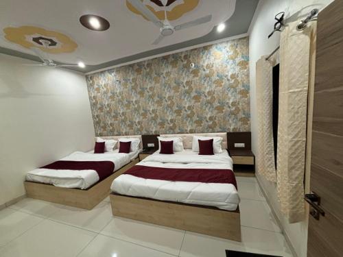 Imagen general del Hotel Santosh Palace. Foto 14