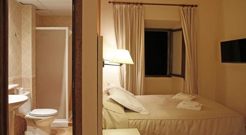 Imagen general del Hotel Santuari De Cura. Foto 2