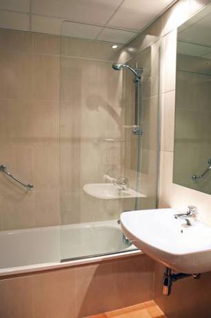 Imagen de la habitación del Hotel Santuari. Foto 7