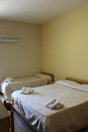 Imagen de la habitación del Hotel Santuario. Foto 6