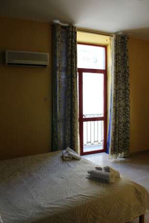 Imagen de la habitación del Hotel Santuario. Foto 11