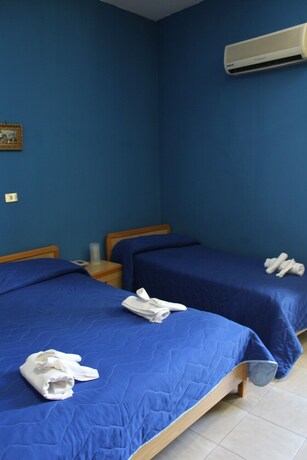 Imagen de la habitación del Hotel Santuario. Foto 13