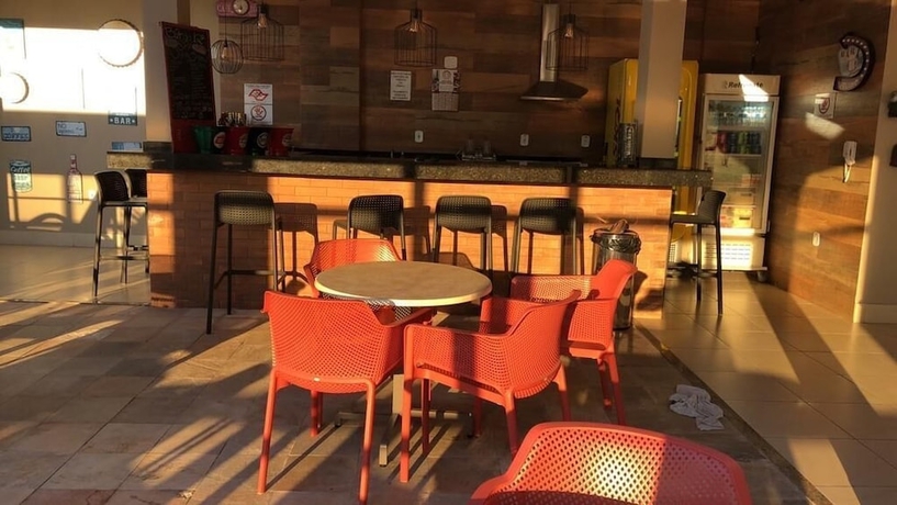 Imagen del bar/restaurante del Hotel Santuario Palace. Foto 11