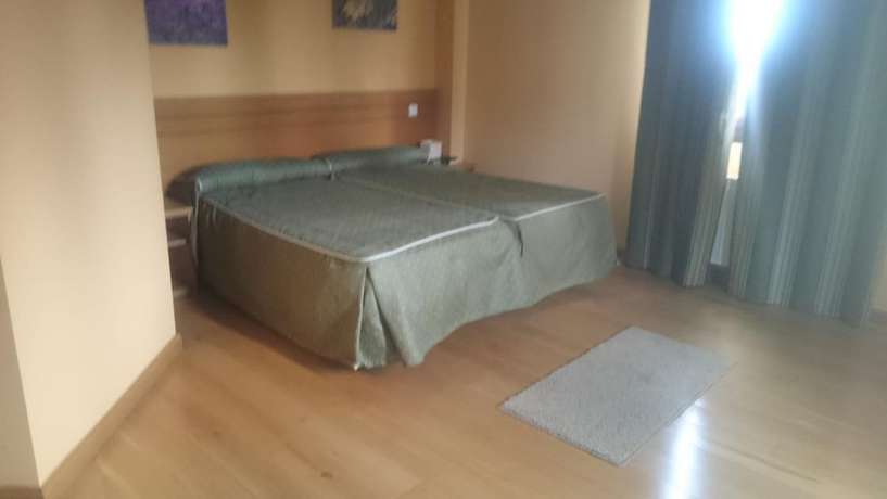 Imagen de la habitación del Hotel Santuario Urkiola. Foto 7