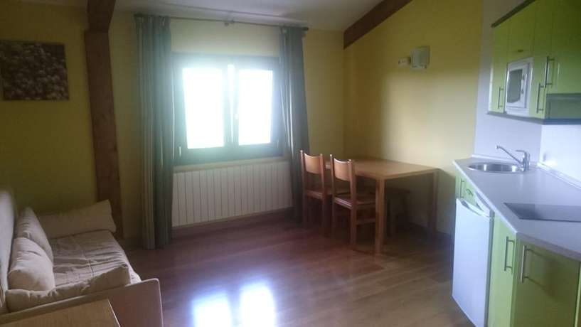 Imagen de la habitación del Hotel Santuario Urkiola. Foto 8