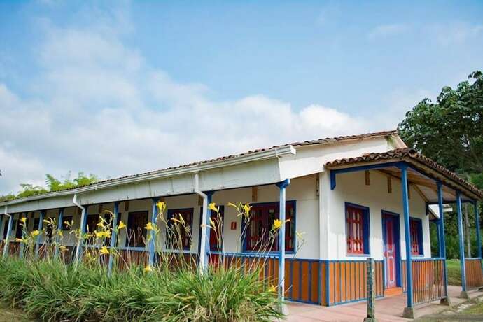 Imagen general del Hotel Santuario de Fauna y Flora Ot&uacute;n Quimbaya. Foto 1