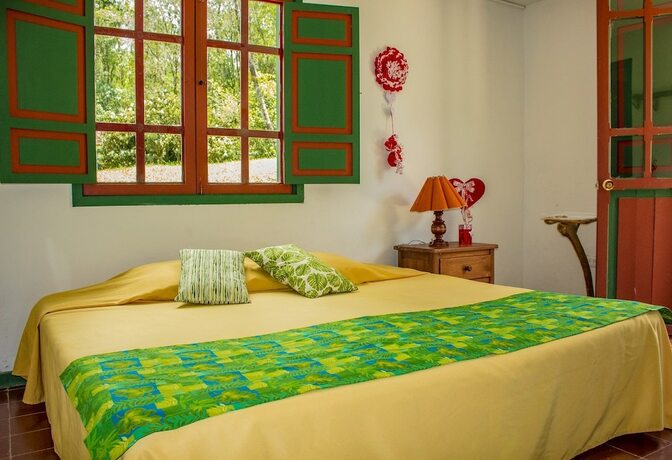 Imagen de la habitación del Hotel Santuario de Fauna y Flora Ot&uacute;n Quimbaya. Foto 11