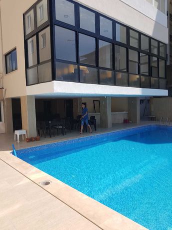 Imagen de la piscina del Hotel Santur. Foto 17