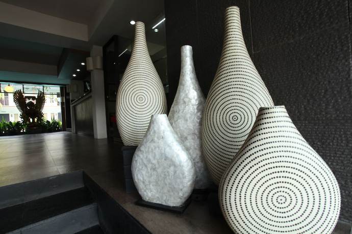 Imagen de los interiores del Hotel Sanur Agung. Foto 18