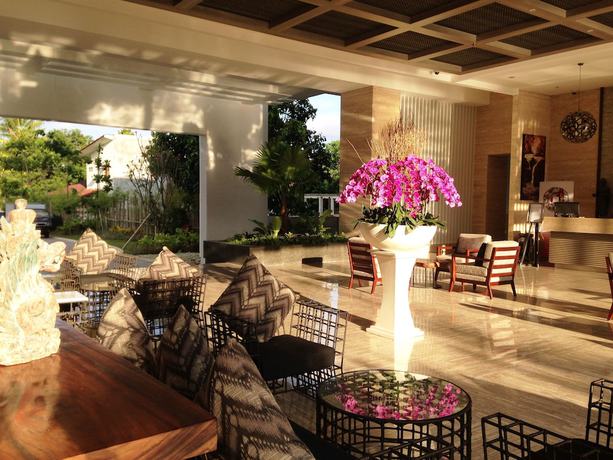Imagen de los interiores del Hotel Sanur Resort Watujimbar. Foto 7