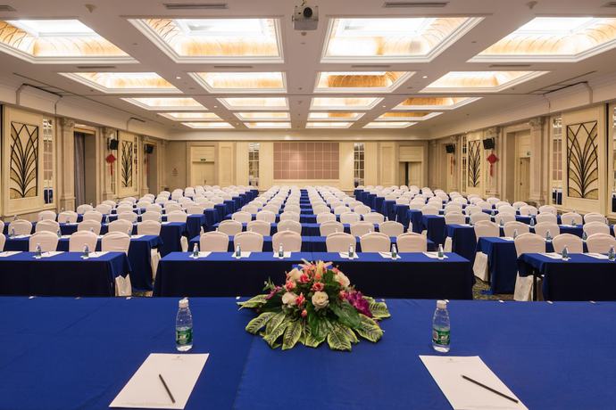 Imagen de los interiores del Hotel Sanya Baohong Annex Building. Foto 14