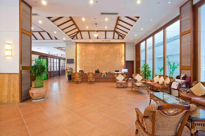 Imagen de los interiores del Hotel Sanya Baohong Annex Building. Foto 17