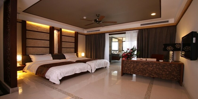 Imagen de la habitación del Hotel Sanya Haohanpo Gloria Hotspring Resort. Foto 25