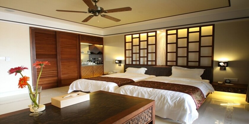 Imagen de la habitación del Hotel Sanya Haohanpo Gloria Hotspring Resort. Foto 37