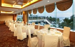 Imagen del bar/restaurante del Hotel Sanya Pearl River Garden. Foto 4