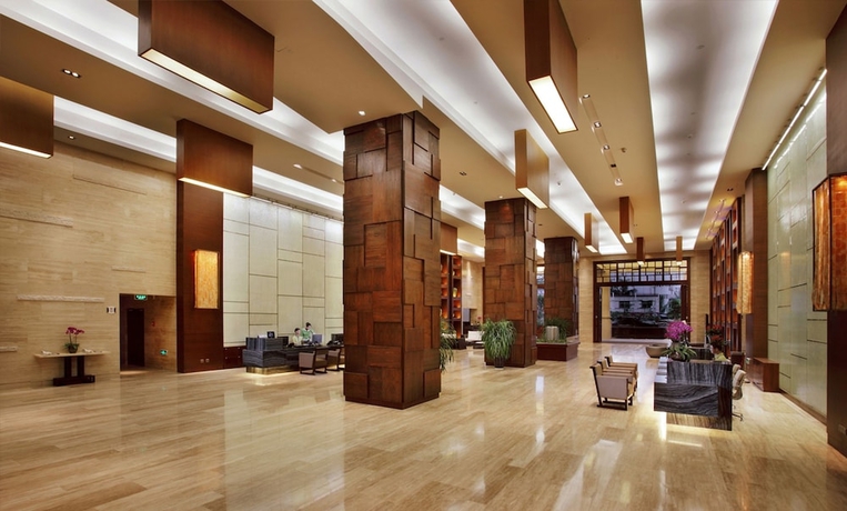 Imagen de los interiores del Hotel Sanya Phoenix Waterside Gloria Resort. Foto 19