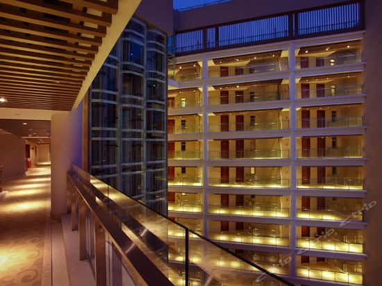 Imagen general del Hotel Sanya Seacube Holiday. Foto 4