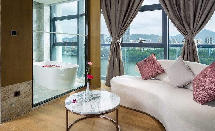 Imagen de la habitación del Hotel Sanya Shuang Da International. Foto 13