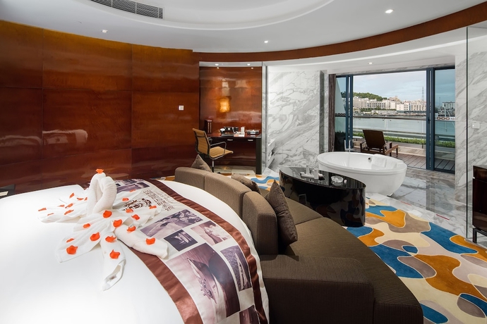 Imagen de la habitación del Hotel Sanya Visun Royal Yacht. Foto 15