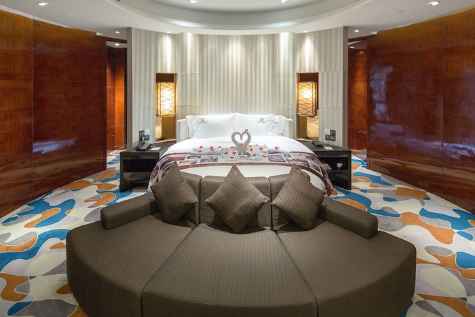 Imagen de la habitación del Hotel Sanya Visun Royal Yacht. Foto 16