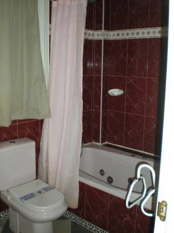 Imagen general del Hotel Sanz. Foto 4