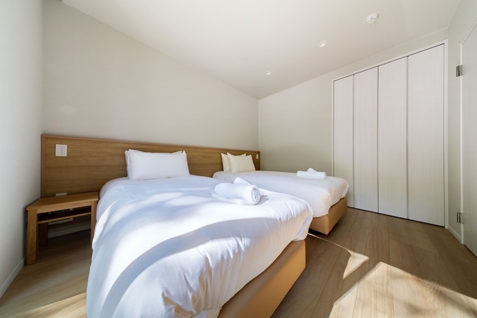 Imagen de la habitación del Hotel Sanzan Chalet. Foto 9
