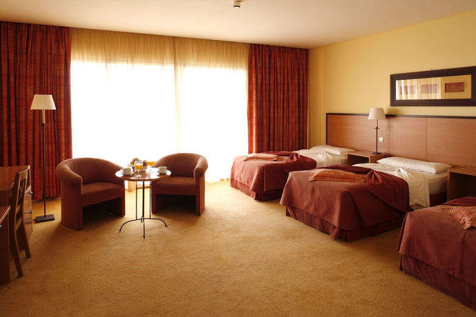 Imagen de la habitación del Hotel Sao Miguel Park. Foto 8