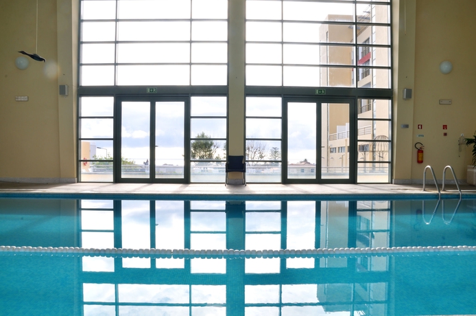 Imagen de la piscina del Hotel Sao Miguel Park. Foto 14