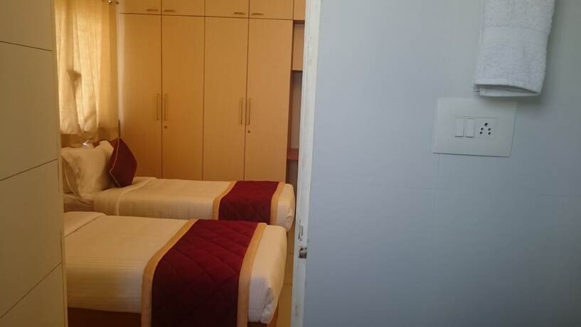 Imagen de la habitación del Hotel Sap Golden Grande. Foto 15