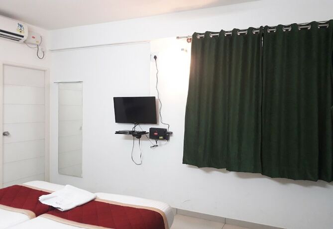 Imagen de la habitación del Hotel Sap Golden Grande. Foto 17