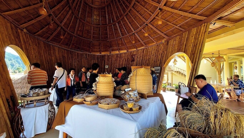 Imagen de los interiores del Hotel Sapanklangna. Foto 16