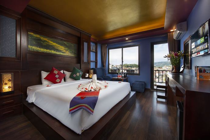 Imagen de la habitación del Hotel Saparis. Foto 3