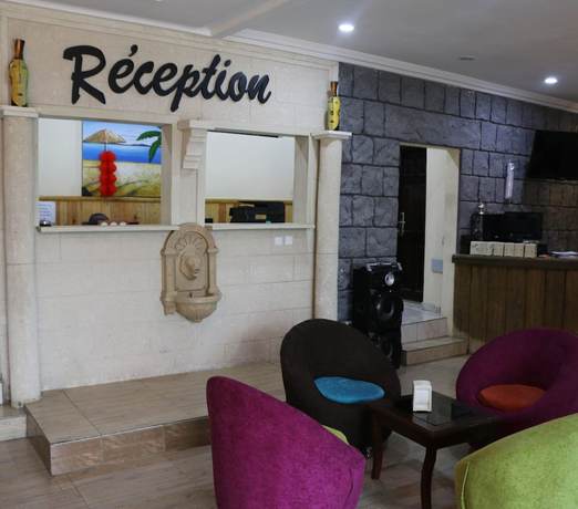 Imagen de los interiores del Hotel Saphir, Abobo. Foto 15