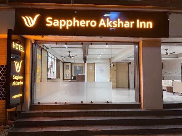 Imagen de los interiores del Hotel Sapphero Akshar Inn- Jamnagar. Foto 7