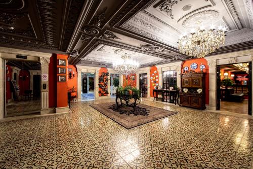Imagen de los interiores del Hotel Sapphire Bayil. Foto 7
