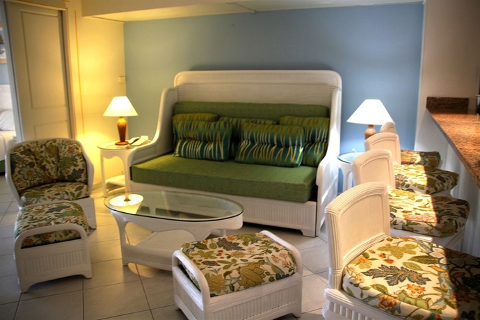 Imagen de los interiores del Hotel Sapphire Beach Club Resort. Foto 8