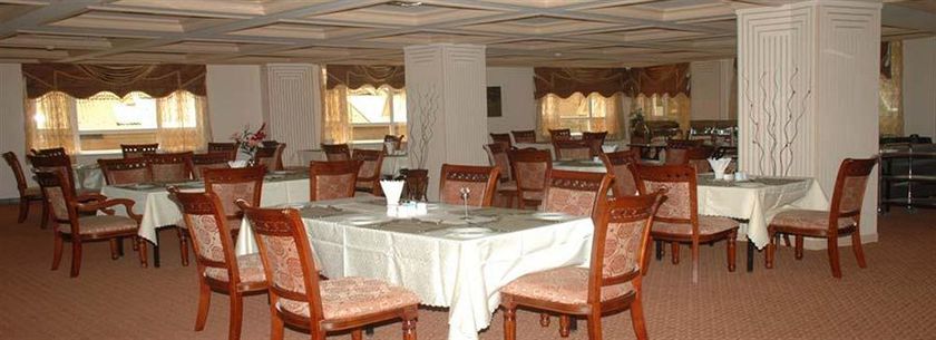 Imagen del bar/restaurante del Hotel Sapphire, DAR ES SALAAM. Foto 5