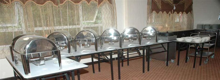 Imagen del bar/restaurante del Hotel Sapphire, DAR ES SALAAM. Foto 6