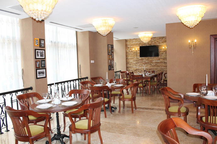 Imagen del bar/restaurante del Hotel Sapphire Inn, Baku. Foto 4